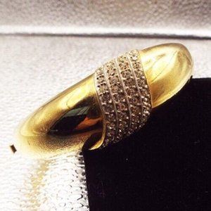 VINTAGE VERY CLASSY GOLDEN WITH CRYSTAL *WAVE* DESIGN CLAMPER BRACELET 59